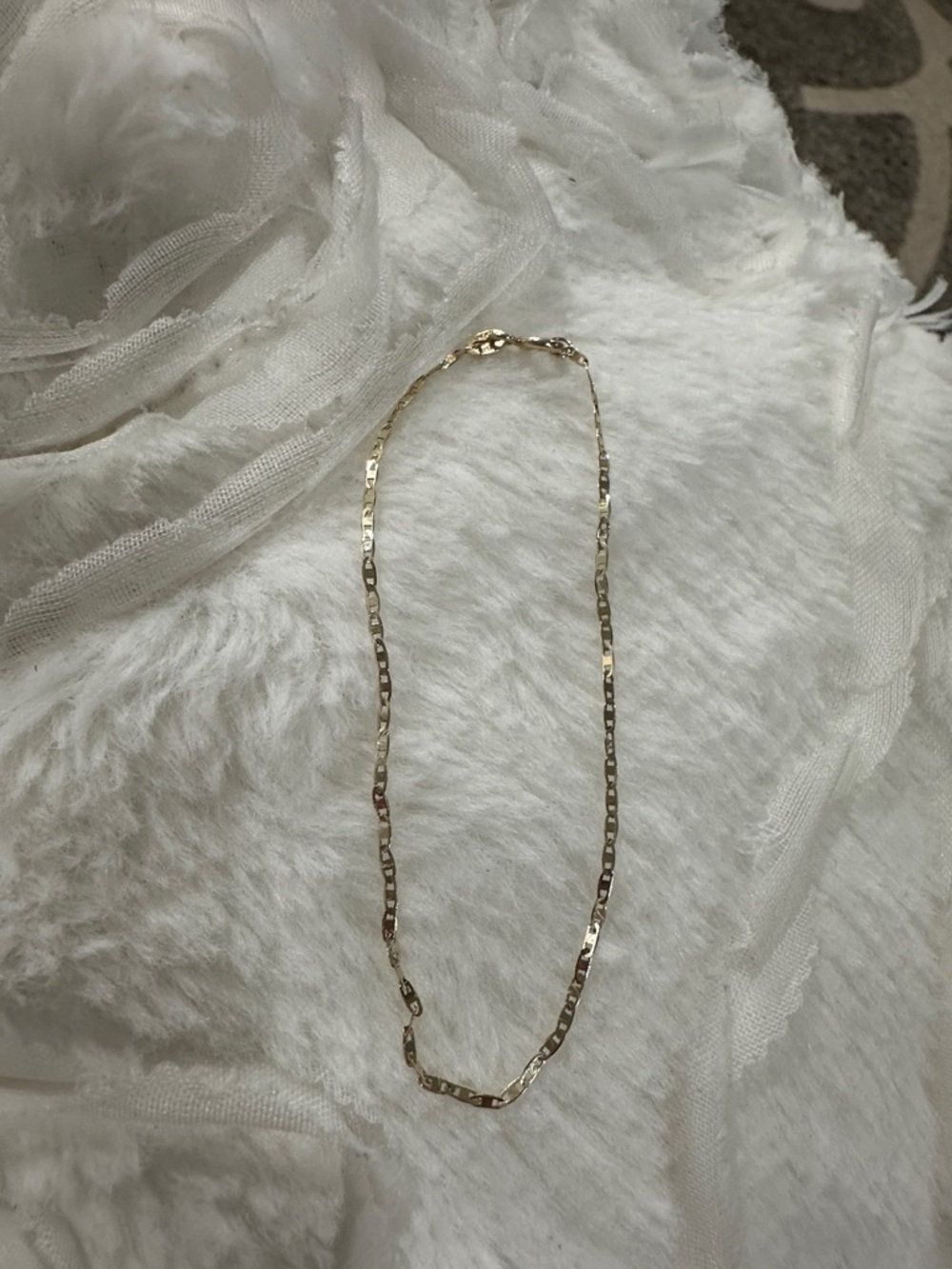 Delicate 10K Gold Flat Link Chain Bracelet 7”